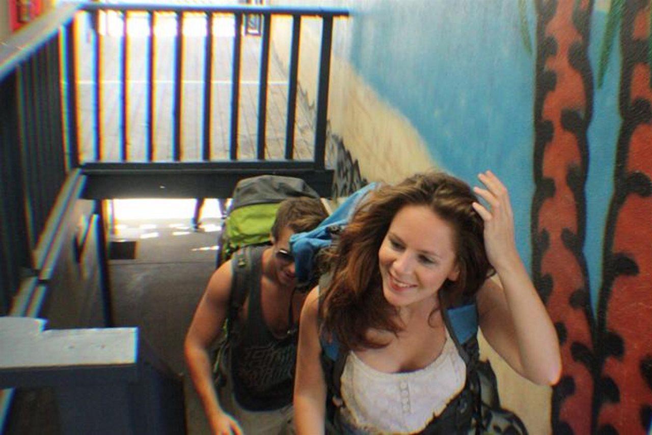 Budds In Surfers Backpackers Gold Coast Exterior photo
