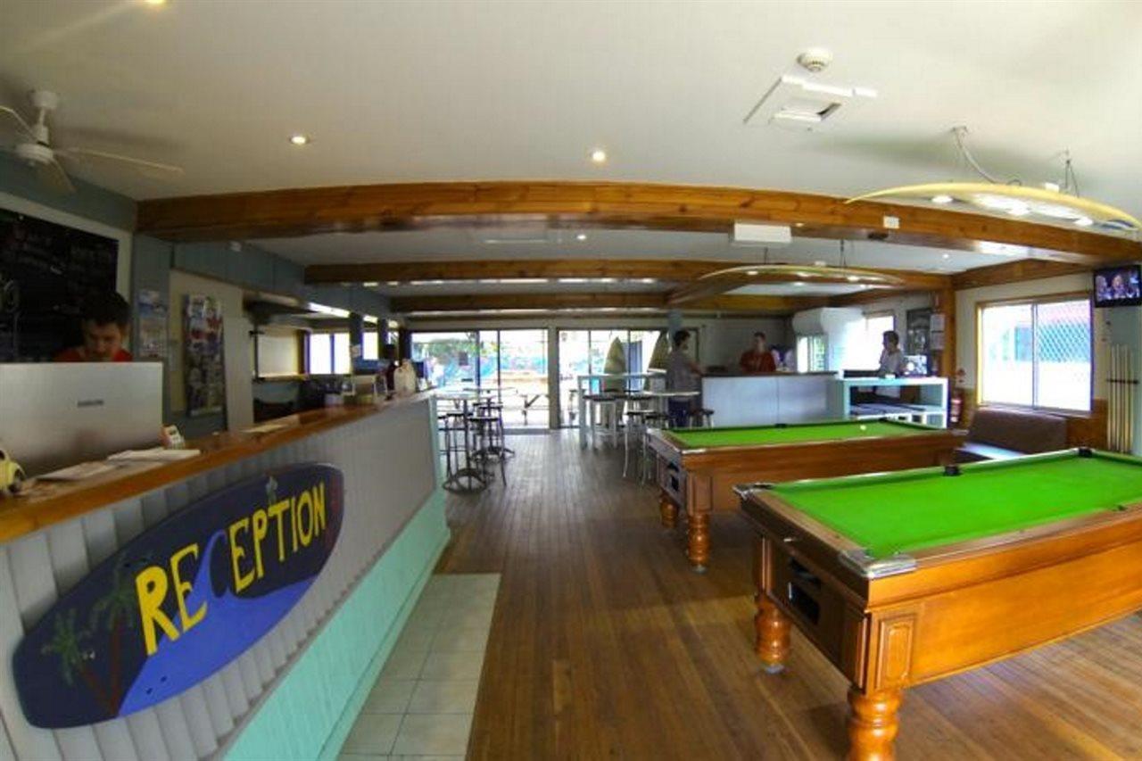 Budds In Surfers Backpackers Gold Coast Exterior photo